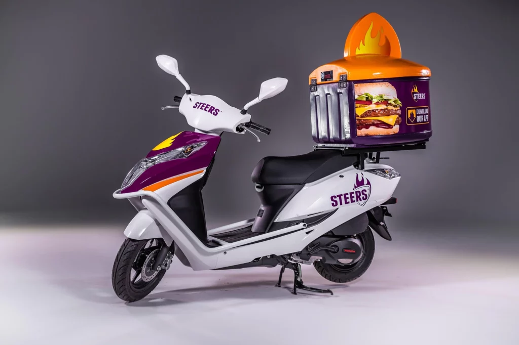 Honda Elite - Steers